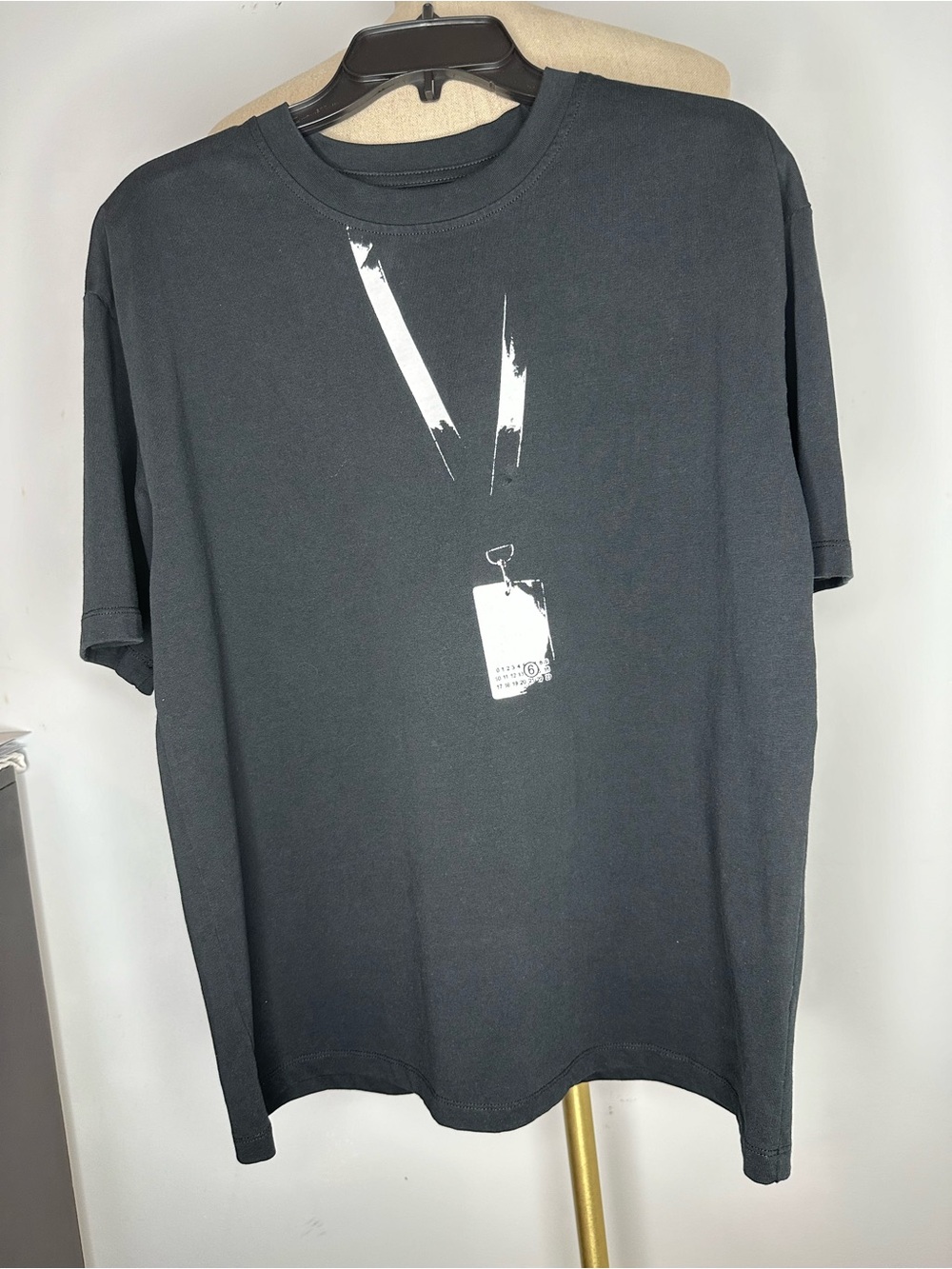 MM6 Maison Margiela Backstage Pass / Lanyard Graphic T-Shirt - Picture 7 of 10
